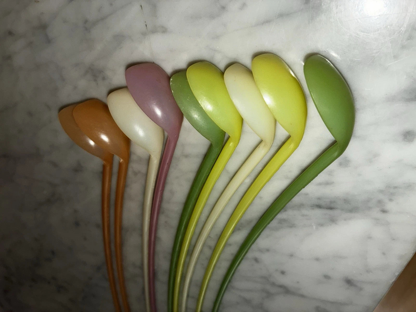 Vintage Tupperware Set Of 6 Tumblers Plastic Pastel Drinking Cups Spoon Set | eBay