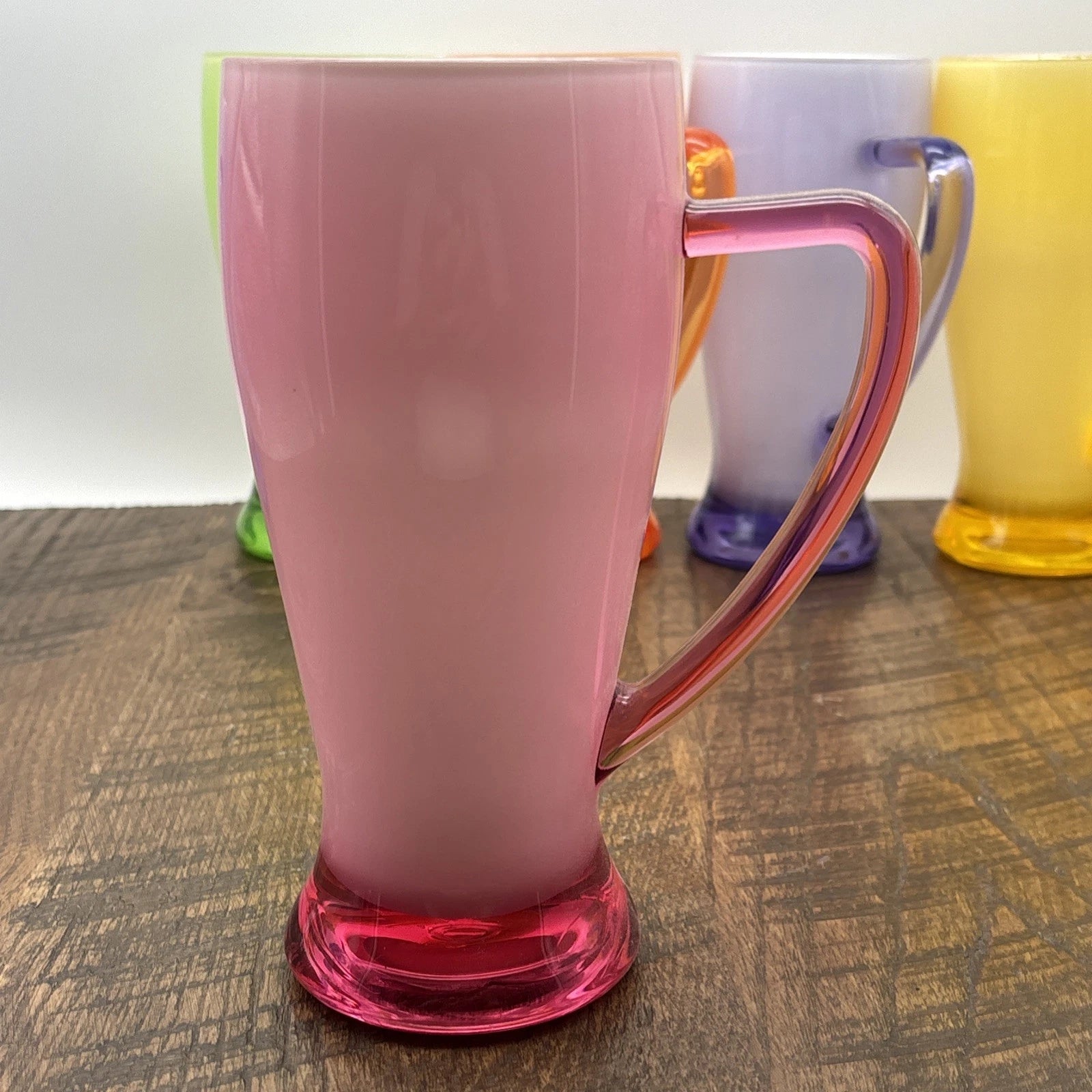 Six 7” Colorful 20 ounce drinking mugs Well made plastic looks like glass | eBay