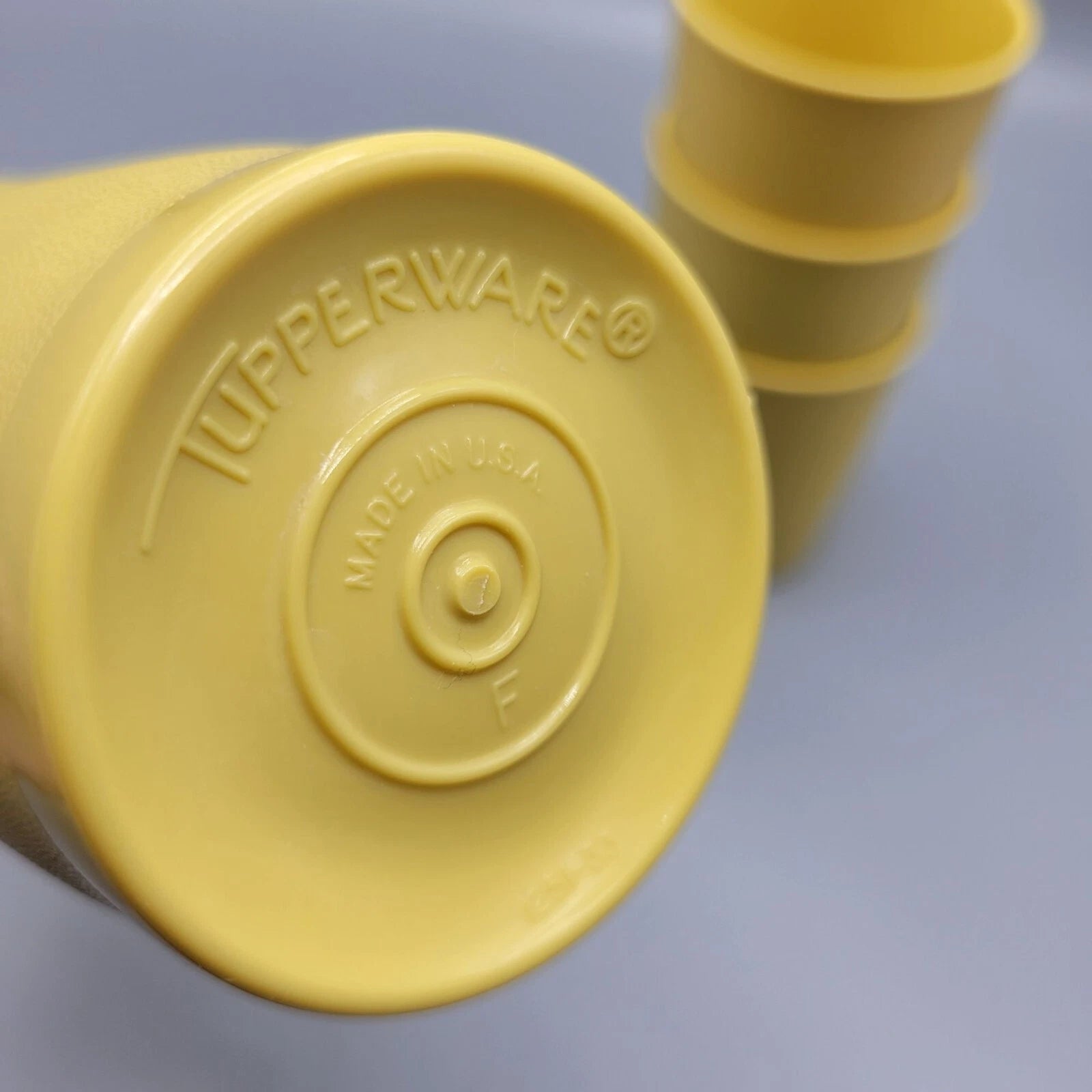 Vintage MCM Tupperware Gold Yellow Plastic Drinking Cups Set Of 6 Made In USA | eBay