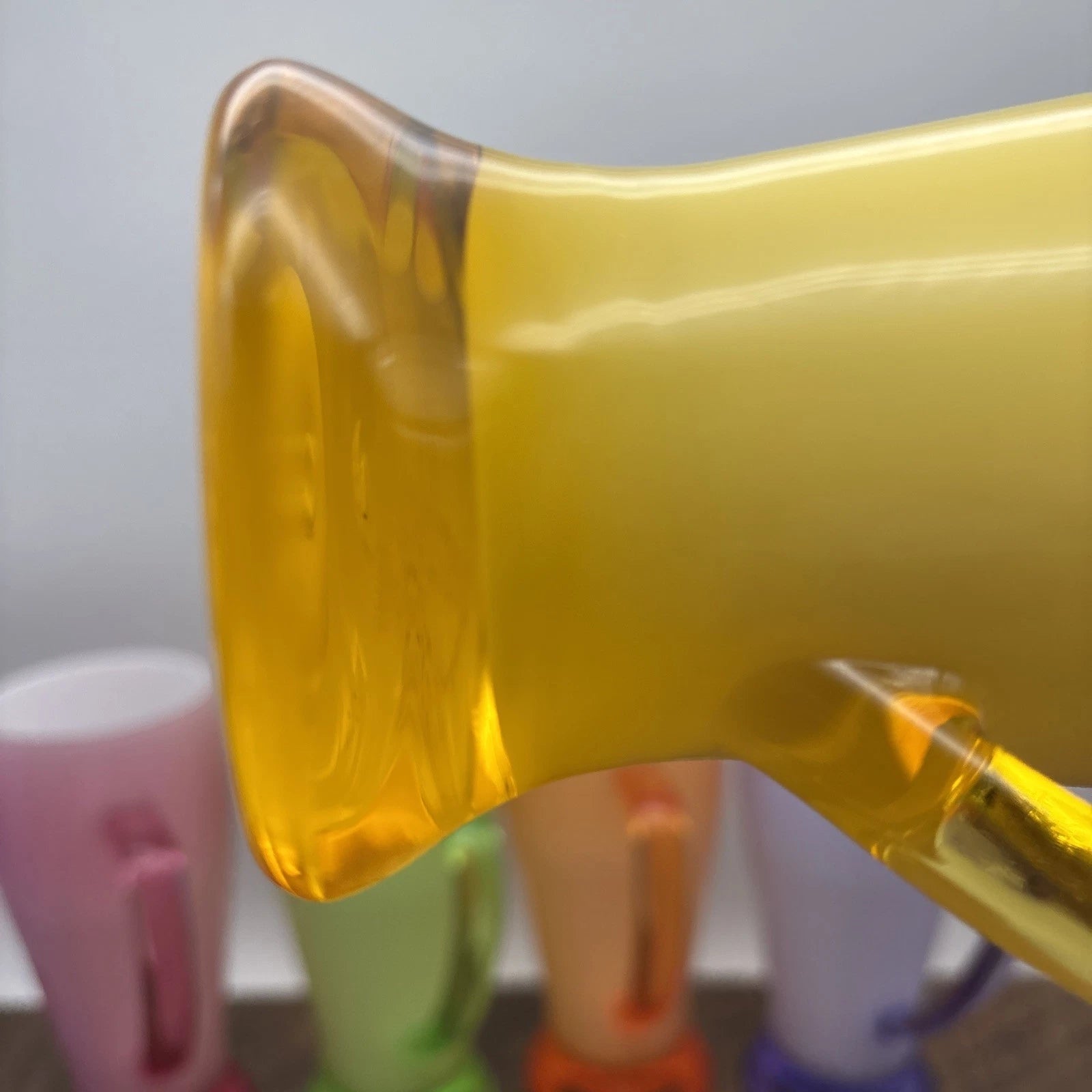 Six 7” Colorful 20 ounce drinking mugs Well made plastic looks like glass | eBay