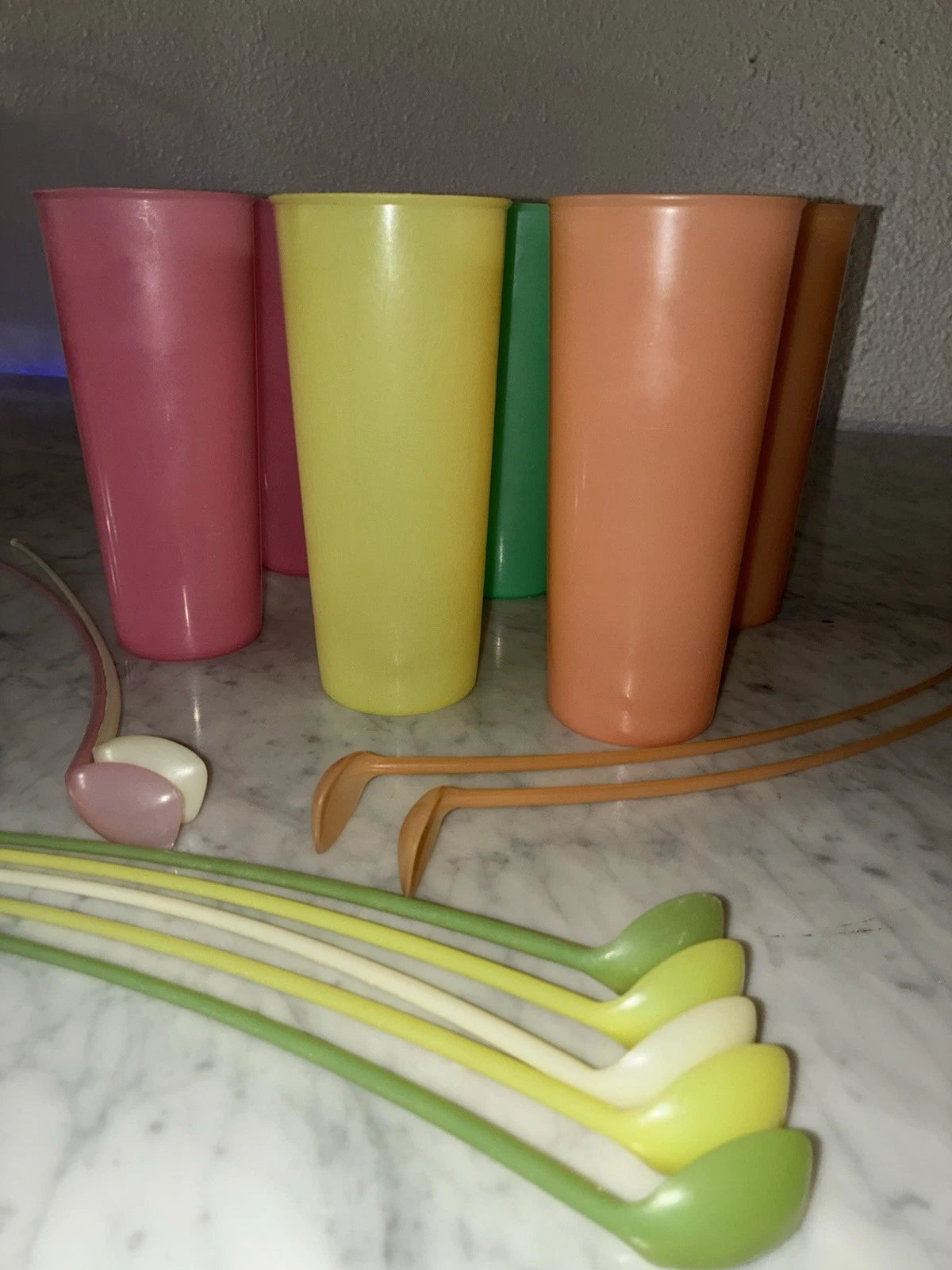 Vintage Tupperware Set Of 6 Tumblers Plastic Pastel Drinking Cups Spoon Set | eBay