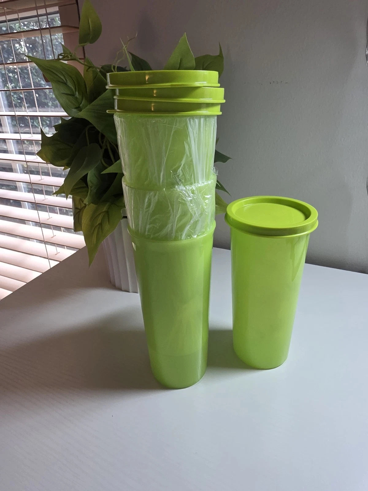 Tupperware 12 oz./350 mL Tumblers Set Of 4 with Seals | eBay