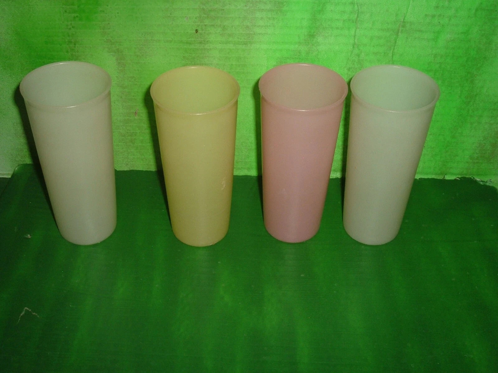 Set of 4 Vintage Pastel Tupperware Plastic Drinking Glasses Beverage Tumblers | eBay