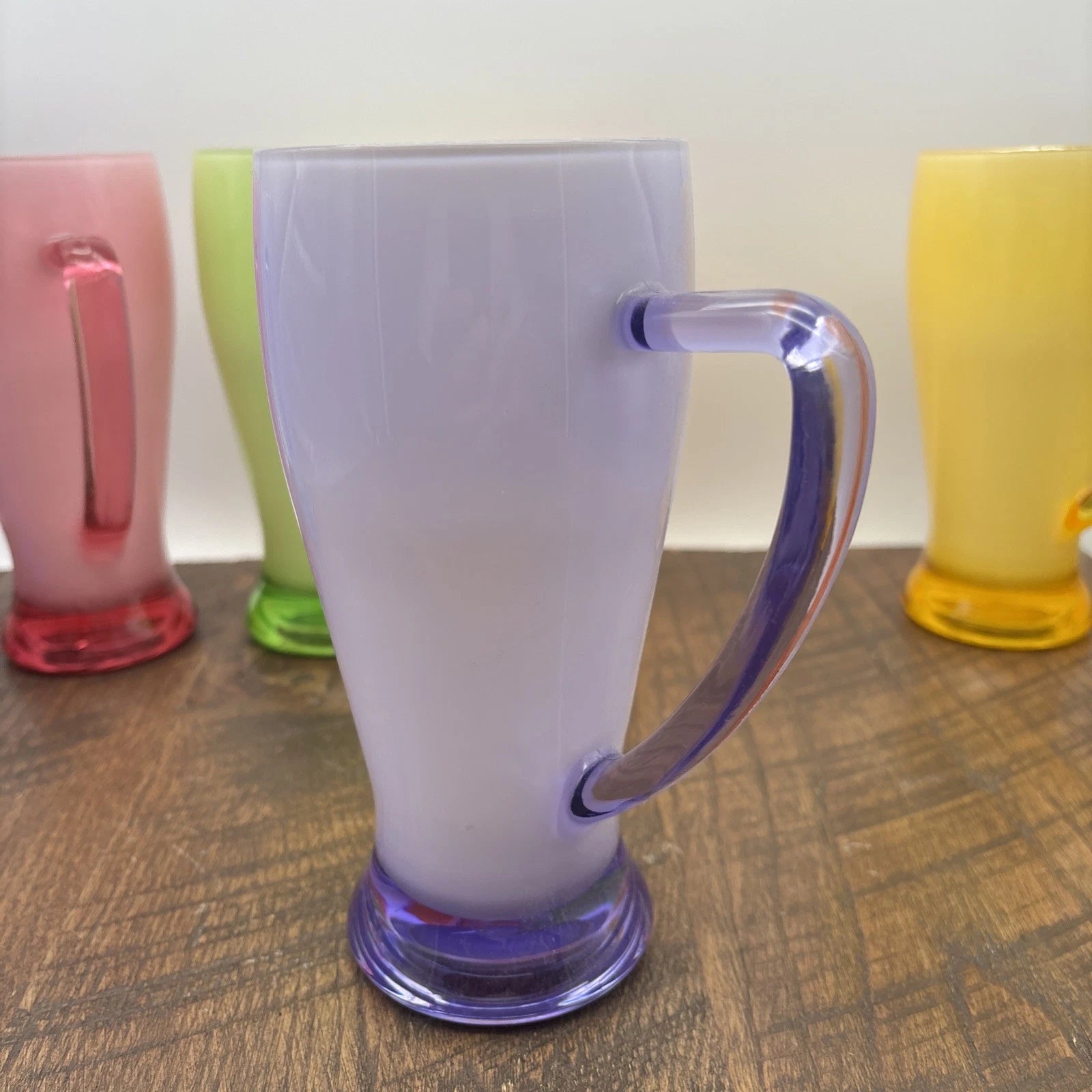 Six 7” Colorful 20 ounce drinking mugs Well made plastic looks like glass | eBay