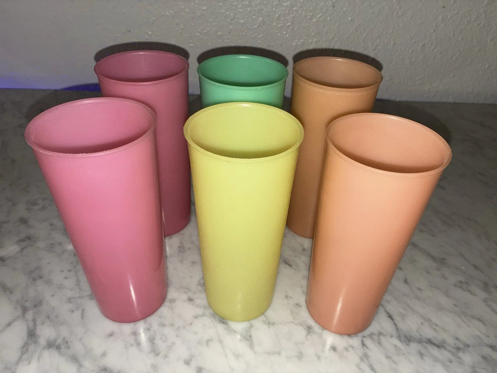 Vintage Tupperware Set Of 6 Tumblers Plastic Pastel Drinking Cups Spoon Set | eBay